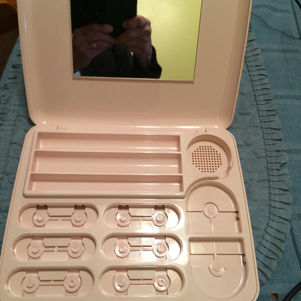 Mary Kay Vintage Travel Palette Case